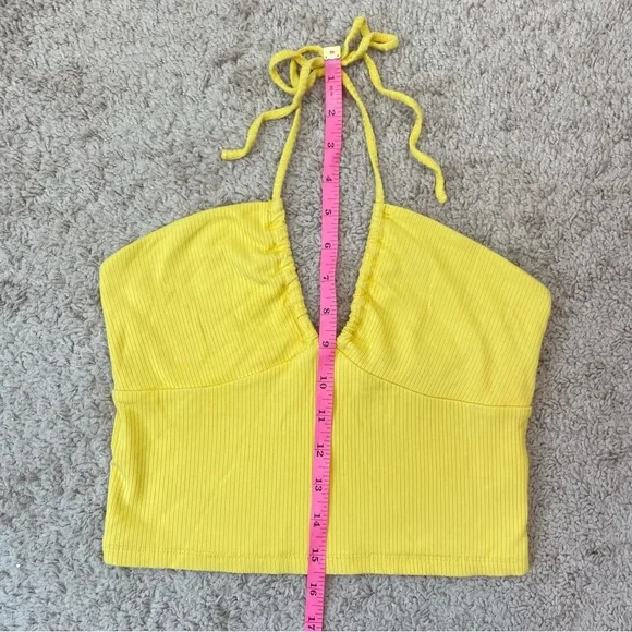 Aritzia Wilfred Yellow Merci Ribbed Halter Crop Top Size Medium - Picture 12 of 13